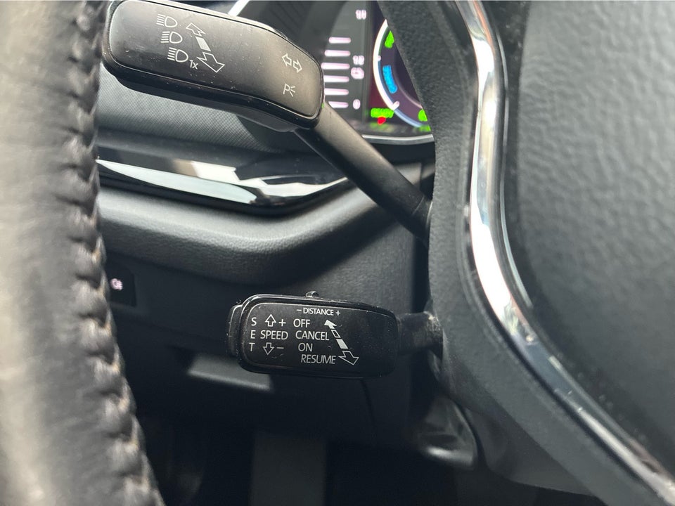 Skoda Octavia 1,4 TSi iV Plus Combi DSG 5d