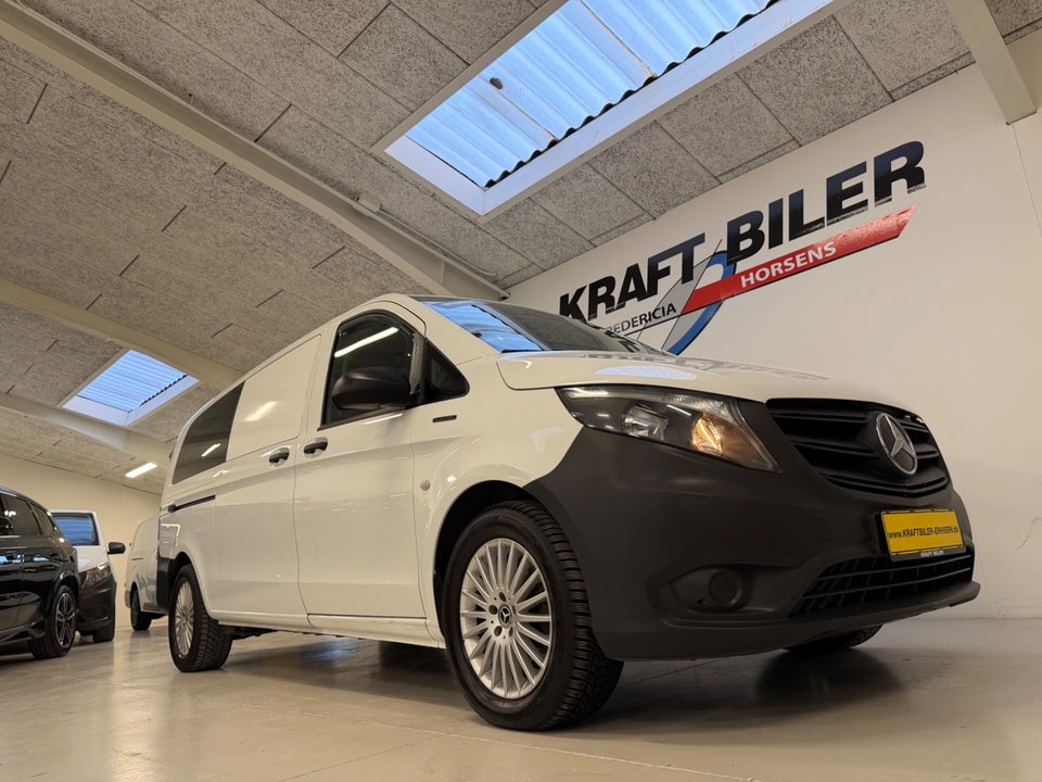 Mercedes eVito 129 Tourer PRO XL Van