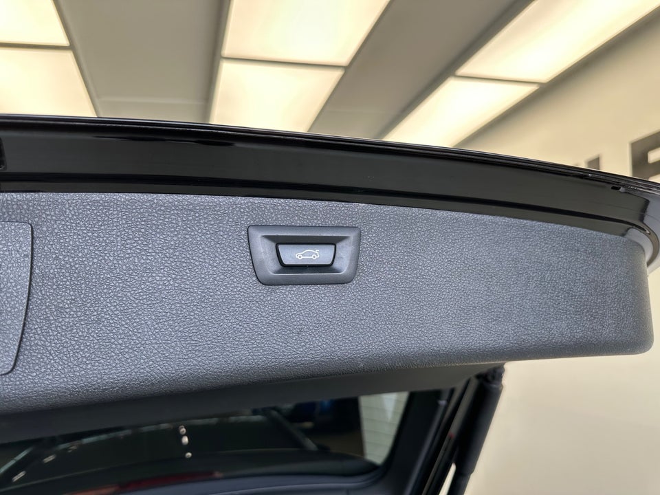 BMW 320d 2,0 Touring M-Sport aut. 5d