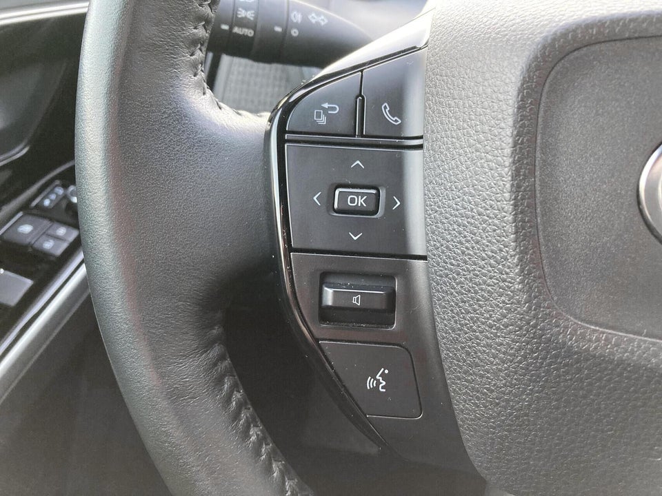 Toyota bZ4X Prestige 5d