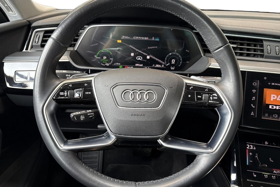 Audi e-tron 55 quattro 5d