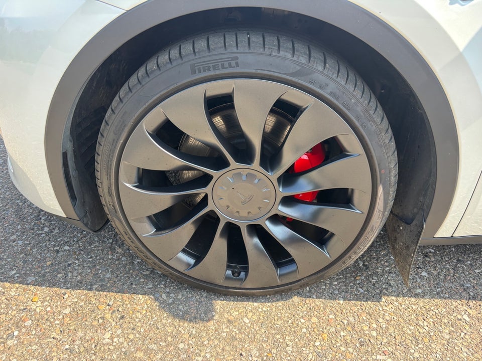 Tesla Model Y Performance AWD 5d