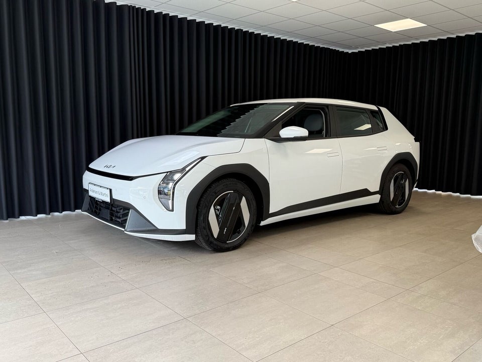 Kia EV4 58 Standard Range Access 5d