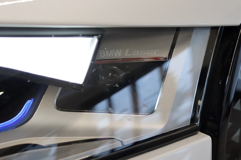 BMW iX xDrive40 Fully Charged 5d