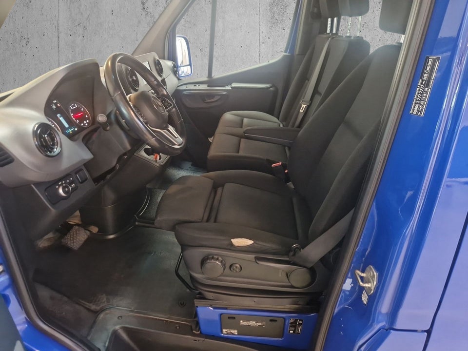 Mercedes Sprinter 319 3,0 CDi Db.Kab m/lad aut. 4d