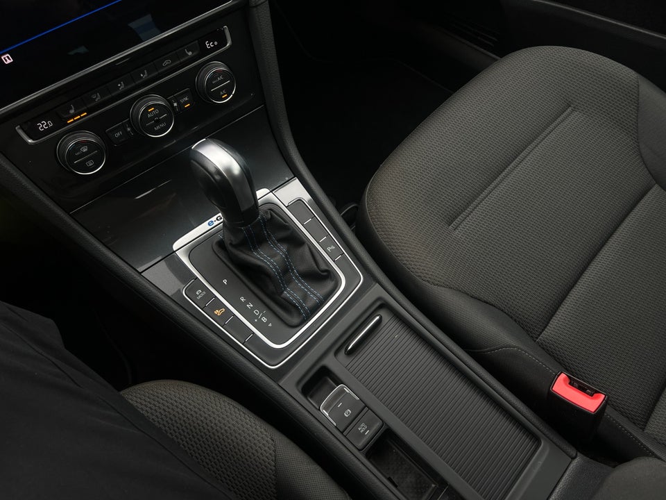 VW e-Golf VII Highline 5d