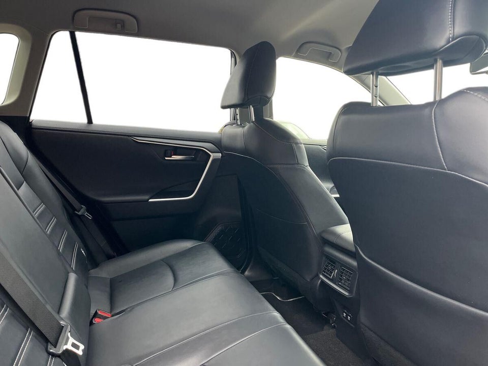 Toyota RAV4 2,5 Hybrid H3 Comfort MDS 5d