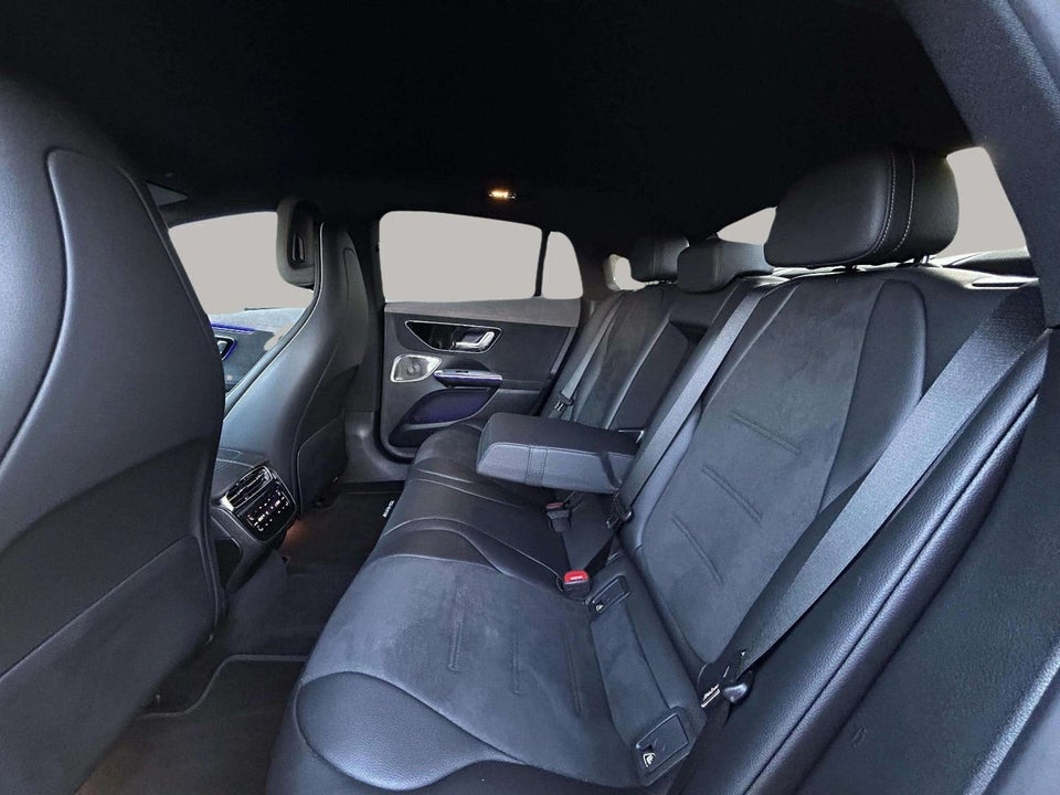 Mercedes EQE350 AMG Line 4d