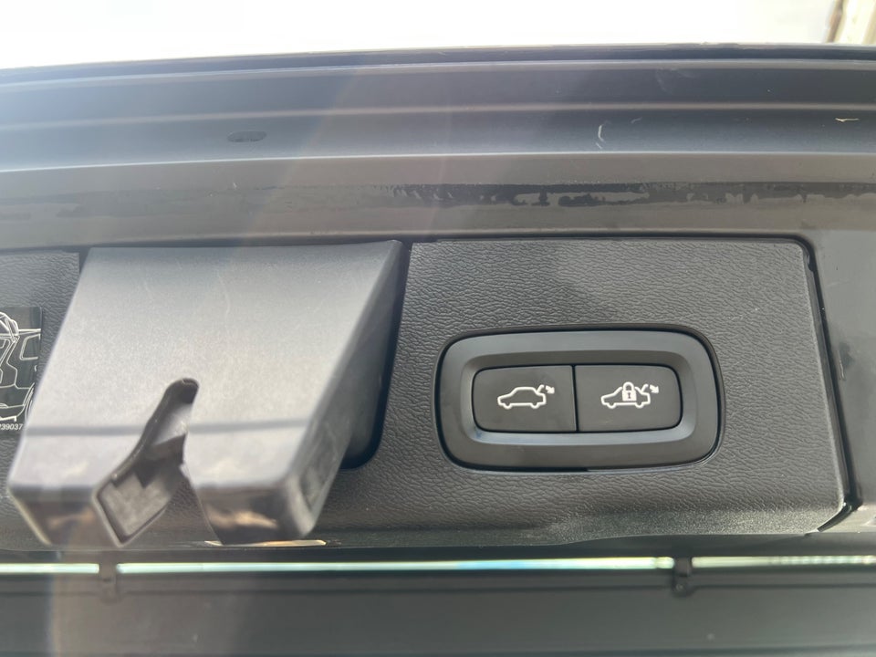 Volvo XC60 2,0 T5 250 Inscription aut. 5d