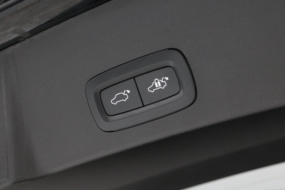 Volvo XC40 P6 ReCharge Ultimate 5d