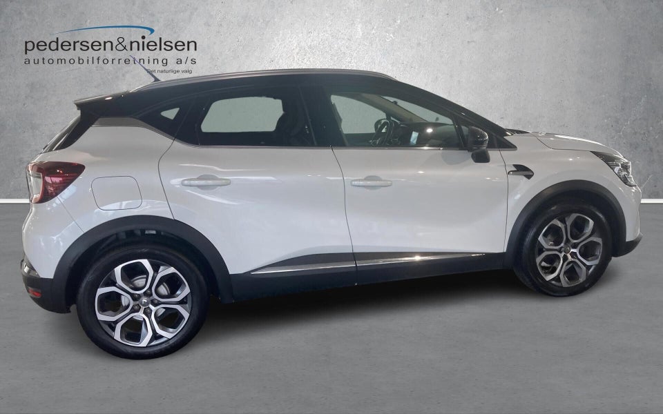 Renault Captur 1,3 TCe 140 Intens EDC 5d