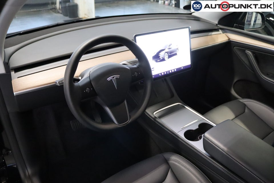 Tesla Model Y Long Range RWD 5d