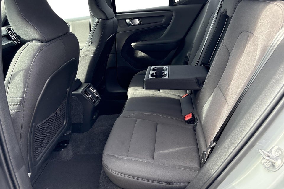 Volvo EX40 Extended Range Plus 5d