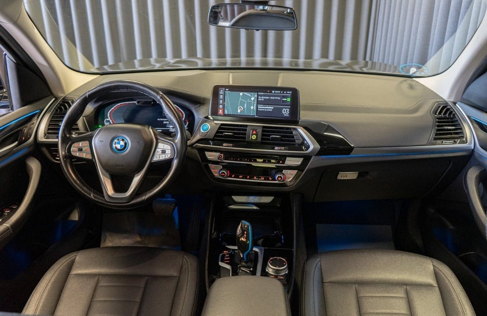 BMW iX3 Charged 5d