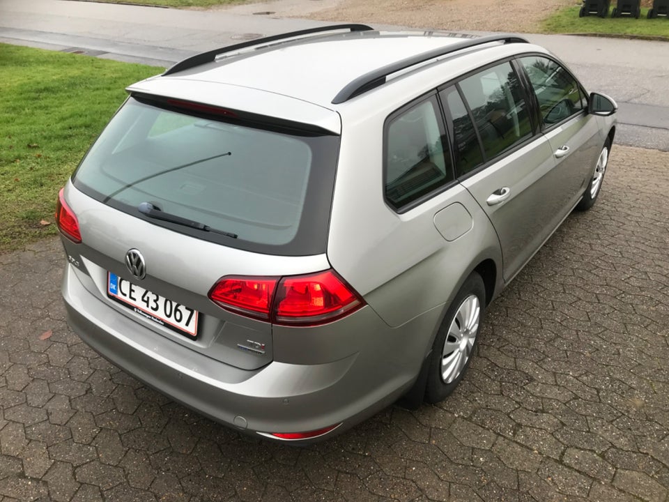 VW Golf VII 1,6 TDi 105 Comfortline BMT 5d