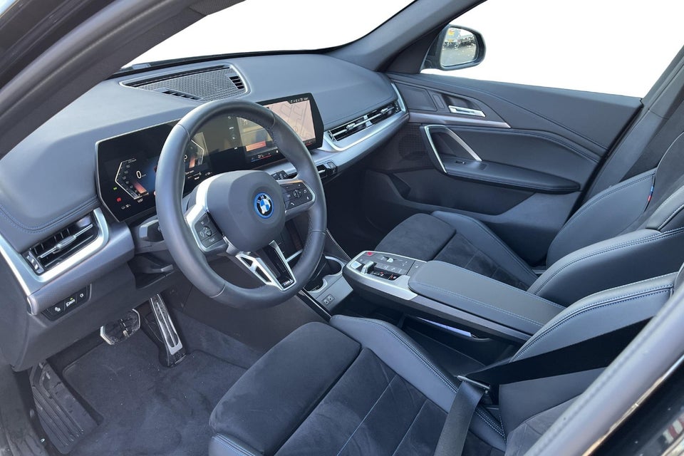 BMW iX1 eDrive20 M-Sport 5d
