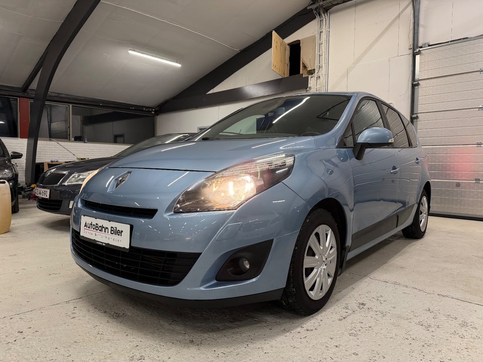 Renault Grand Scenic III 1,9 dCi 130 Dynamique 7prs 5d