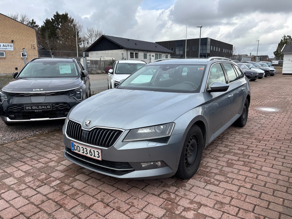 Skoda Superb 2,0 TDi 190 Style Combi DSG 5d