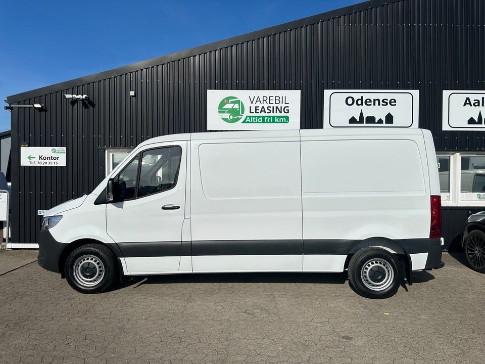 Mercedes Sprinter 215 2,0 CDi A2 Kassevogn aut. FWD