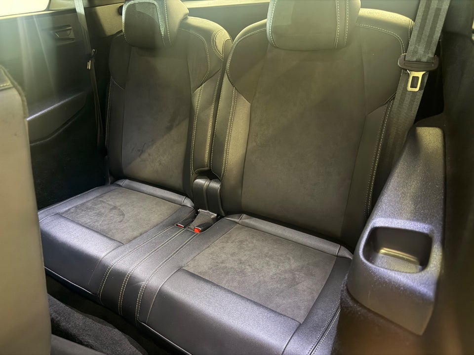 Peugeot e-5008 77 GT Pack 7prs 5d