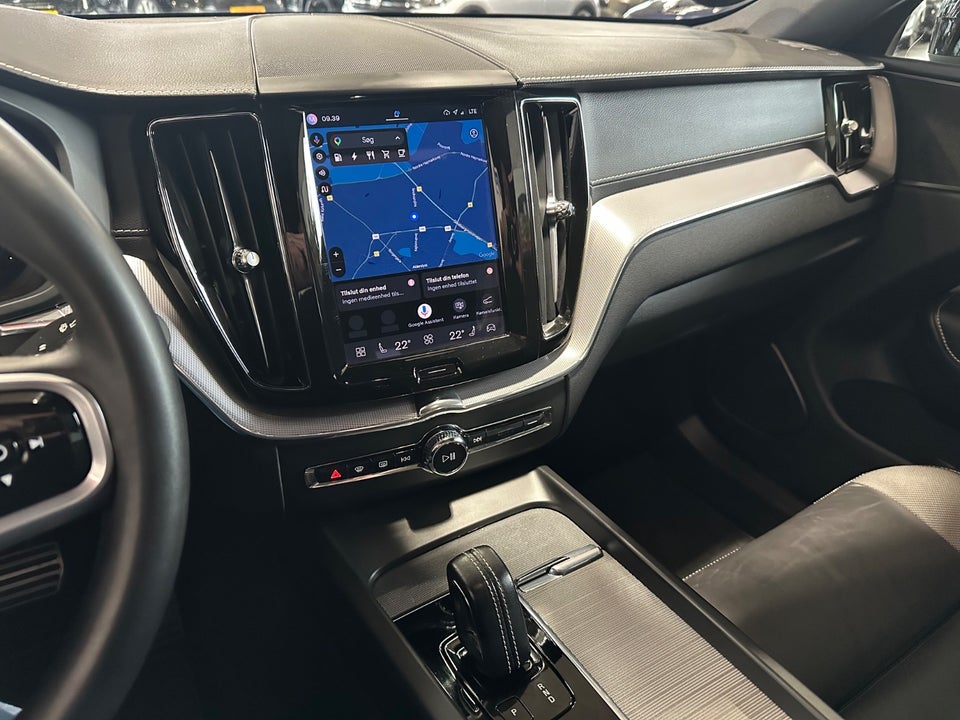 Volvo XC60 2,0 T6 ReCharge R-Design aut. AWD 5d