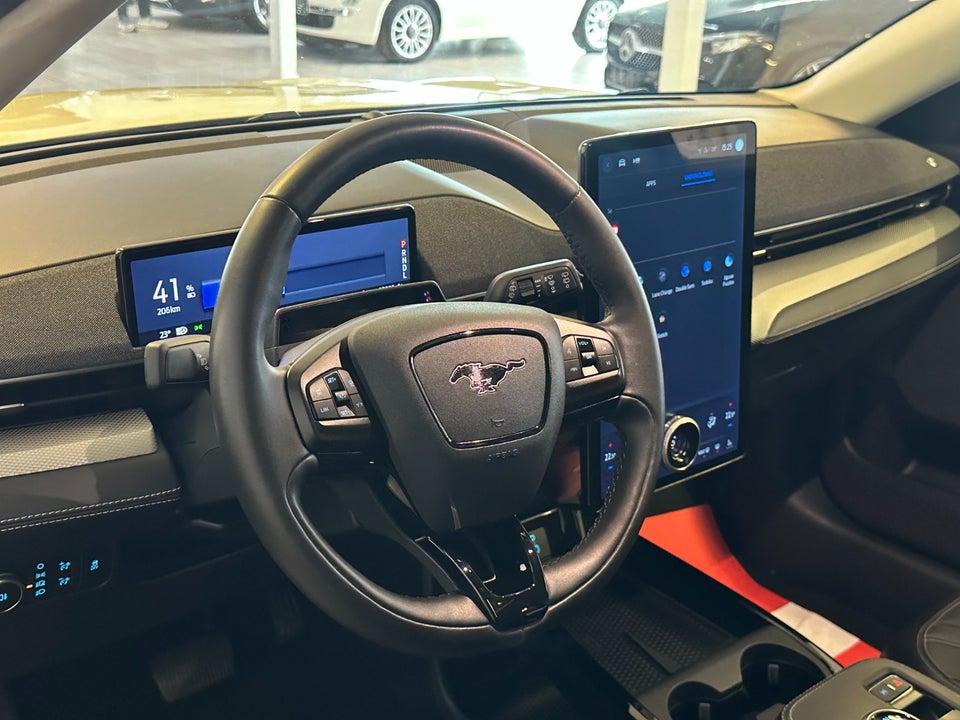 Ford Mustang Mach-E 98 Premium Extended Range 5d