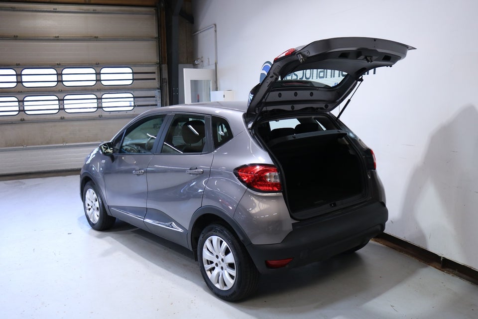 Renault Captur 0,9 TCe 90 Formula Edition 5d
