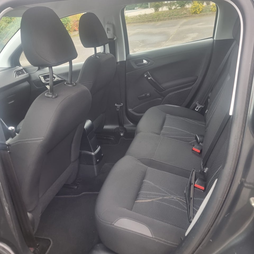 Peugeot 208 1,4 e-HDi 68 Active ESG 5d