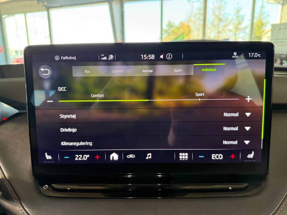 Skoda Enyaq 80 iV Suite 5d