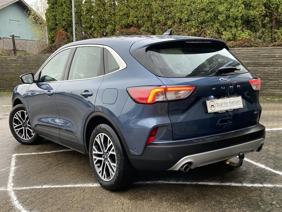 Ford Kuga 2,5 PHEV Titanium CVT 5d