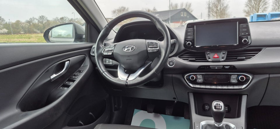 Hyundai i30 1,6 CRDi 115 Advanced 5d