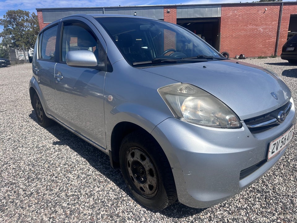 Subaru Justy 1,0  5d