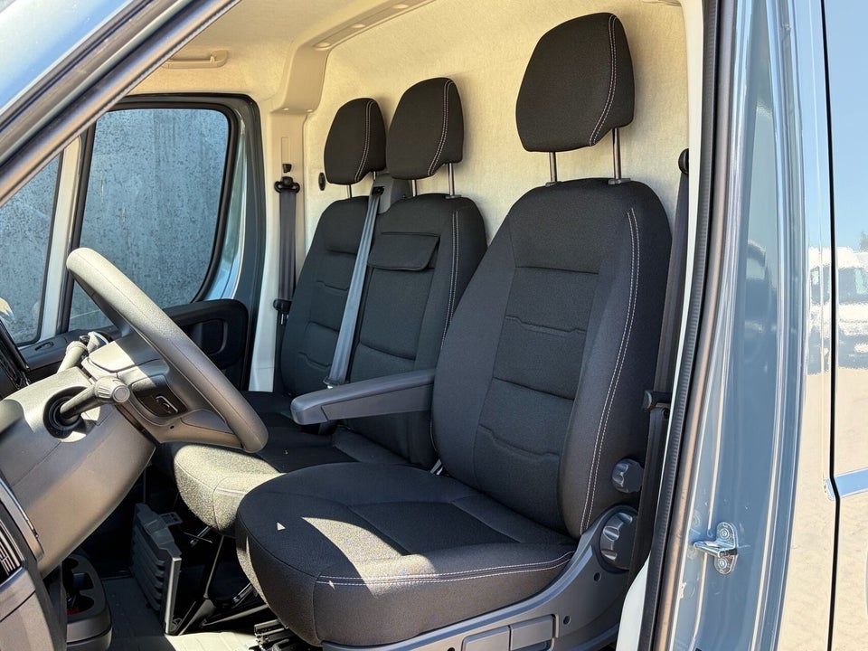 Fiat Ducato 35M 2,2 BlueHDi 180 L2H2 Comfort EAT8