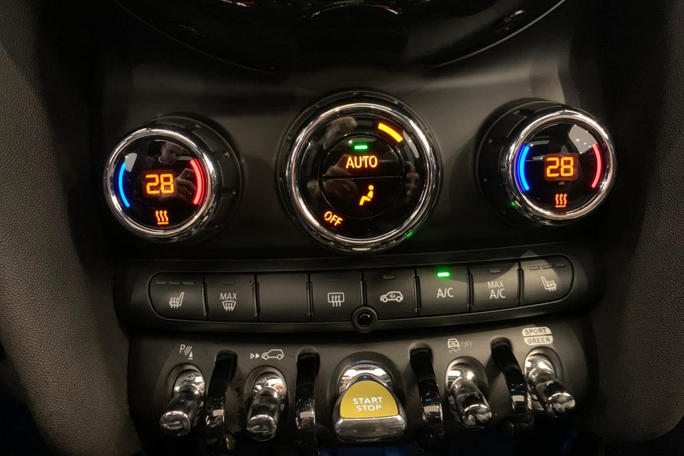 MINI Cooper SE Maximise 3d