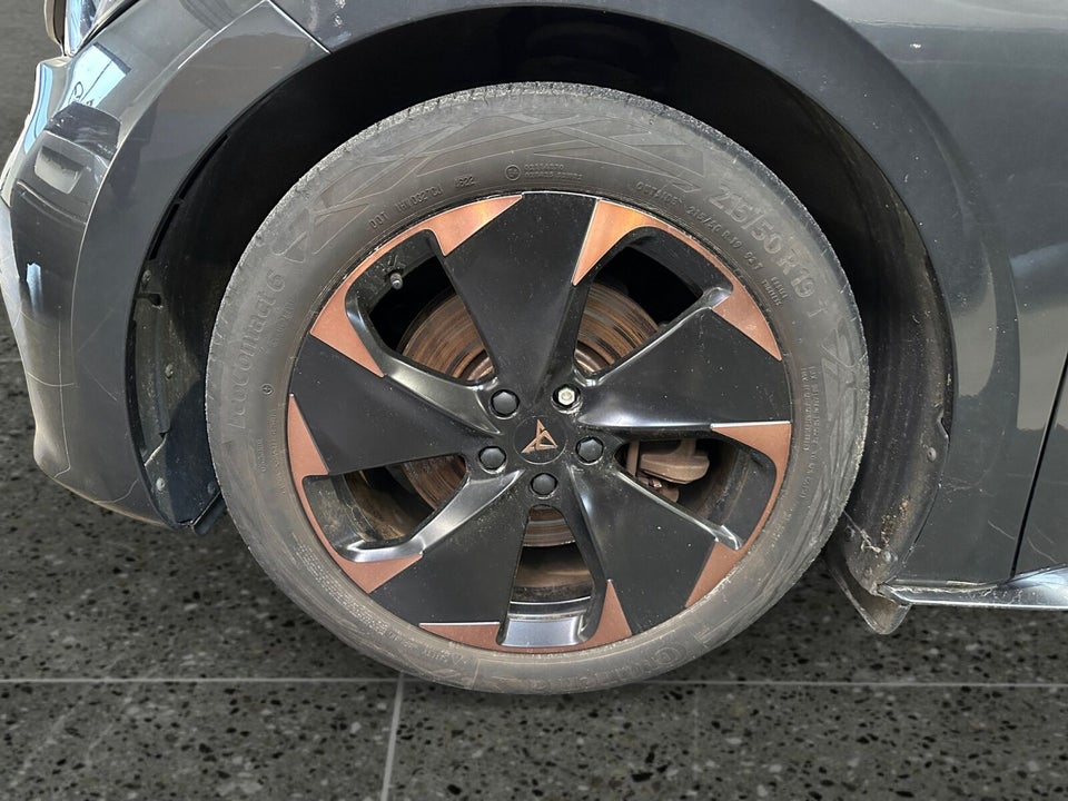 Cupra Born 58 e-Boost 5d