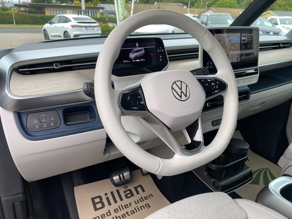 VW ID.Buzz 77 Pro SWB 5d