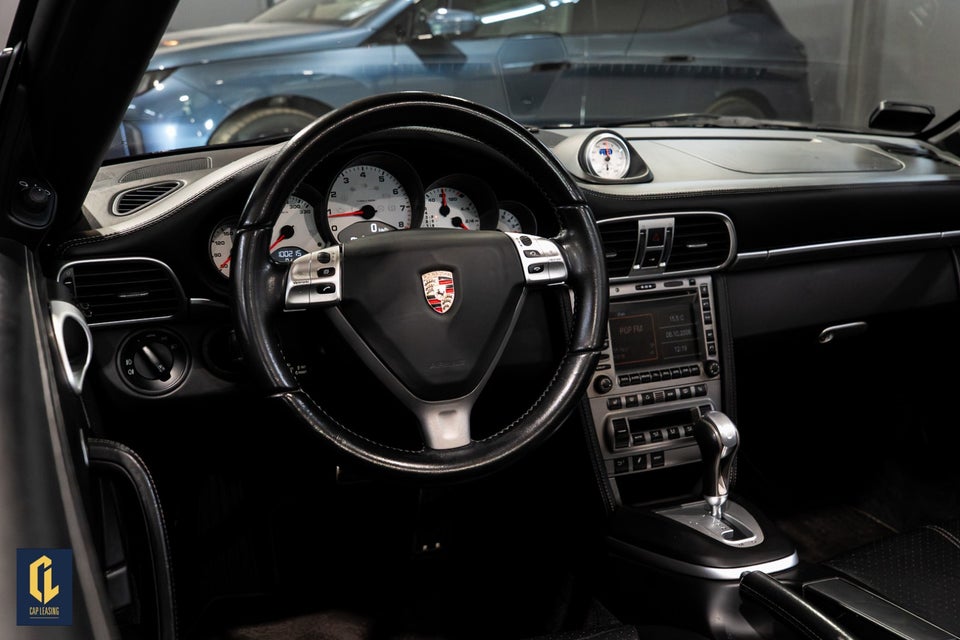 Porsche 911 Carrera 4S 3,8 Cabriolet Tiptr. 2d