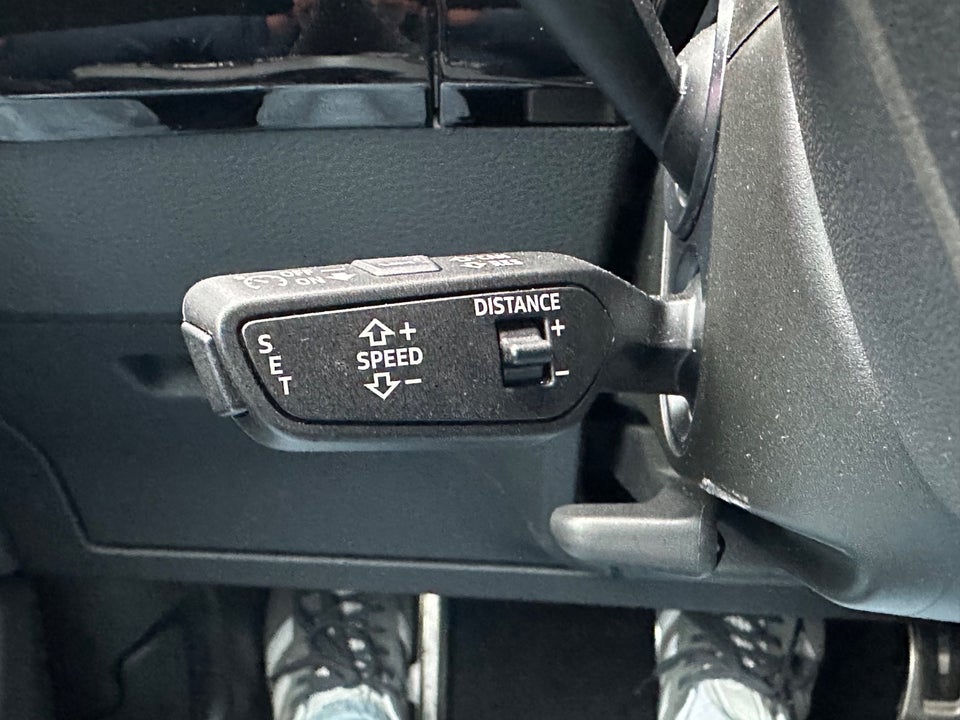 Audi Q8 e-tron 55 S-line quattro 5d