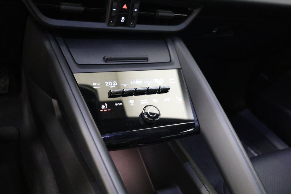 Porsche Macan 4 5d