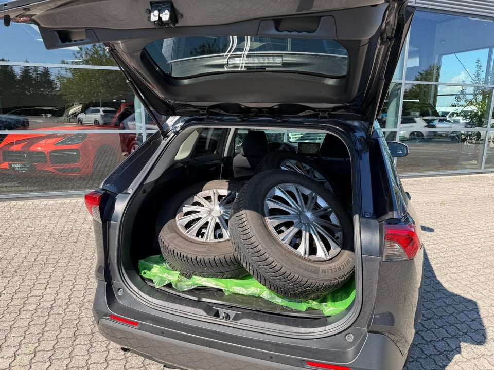 Toyota RAV4 2,5 Hybrid H3 MDS 5d