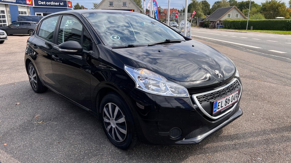 Peugeot 208 1,0 VTi Access 5d