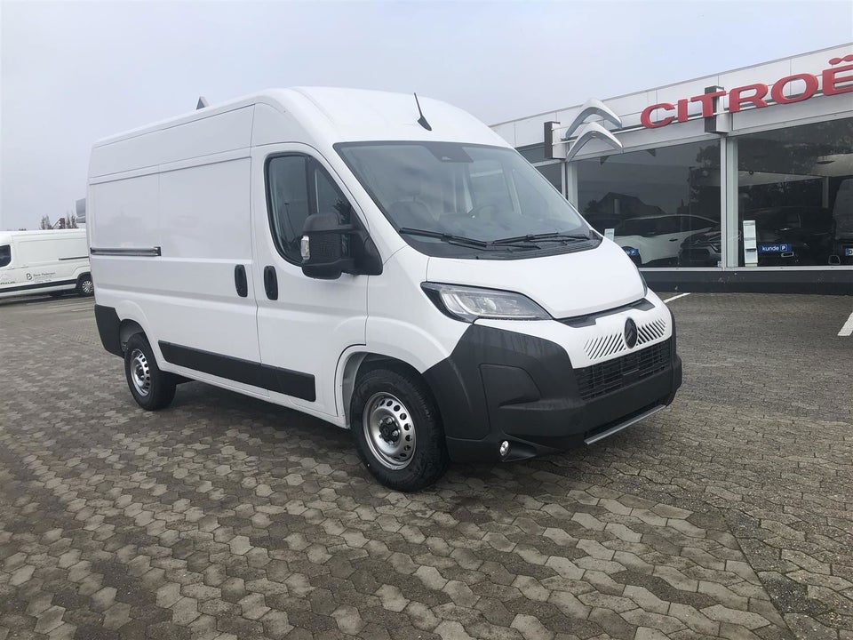 Citroën Jumper 35 2,2 BlueHDi 140 L2H2 MasterLine EAT8