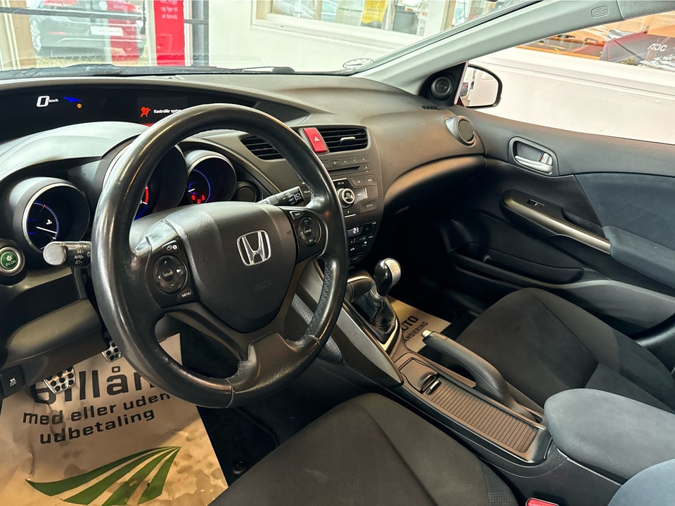 Honda Civic 1,8 i-VTEC Sport 5d