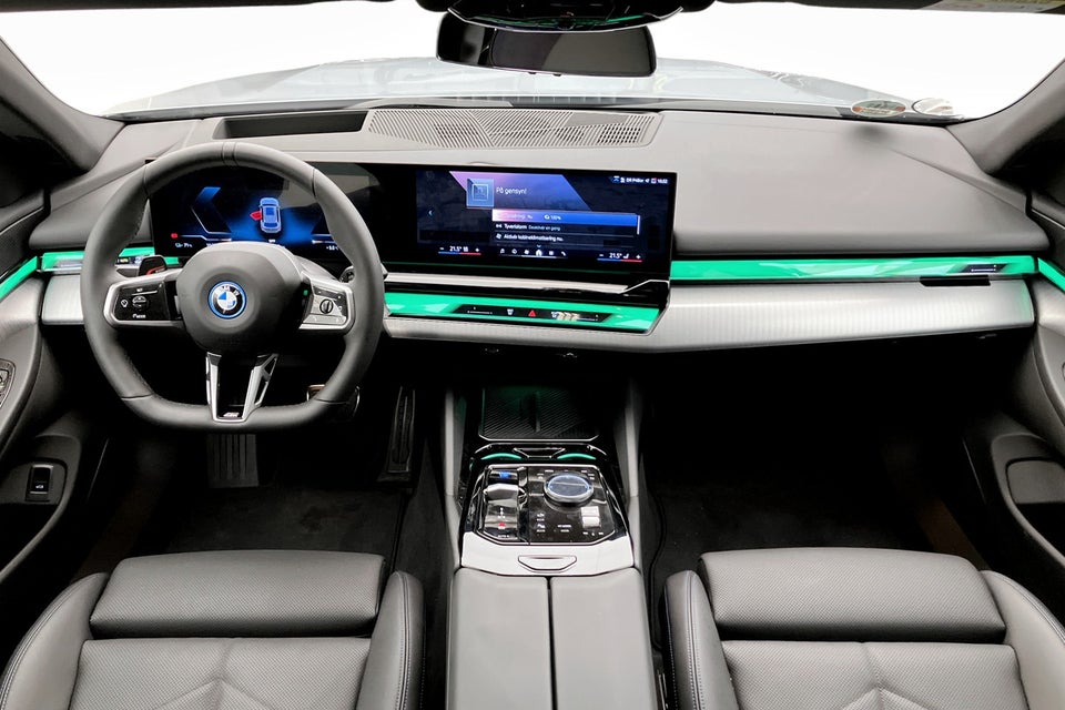 BMW i5 eDrive40 Touring Fully Charged 5d