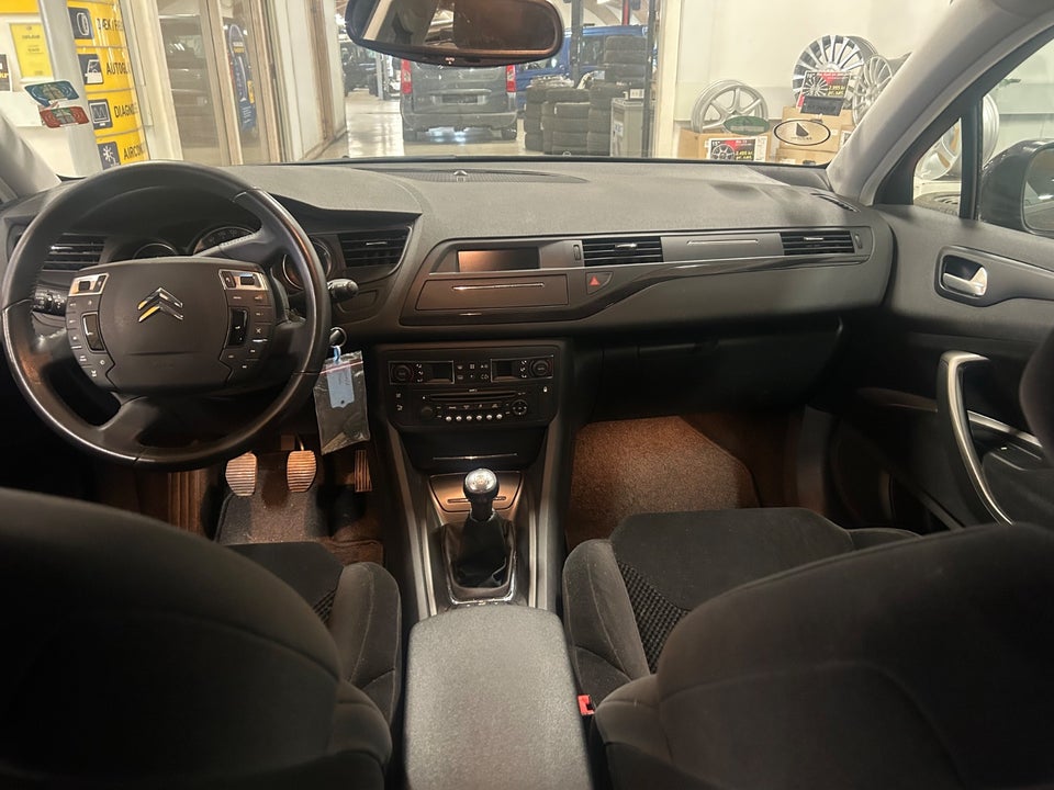 Citroën C5 2,0i 16V Comfort Tourer 5d