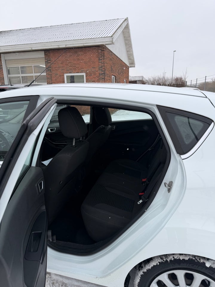 Ford Fiesta 1,0 SCTi 100 Titanium 5d