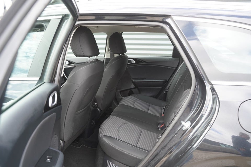 Kia Ceed 1,6 PHEV Prestige SW DCT 5d