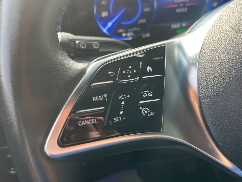 Mercedes EQB350 4Matic 5d