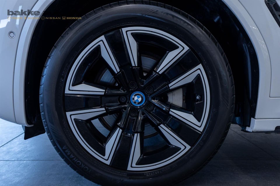 BMW iX3 Charged M-Sport 5d