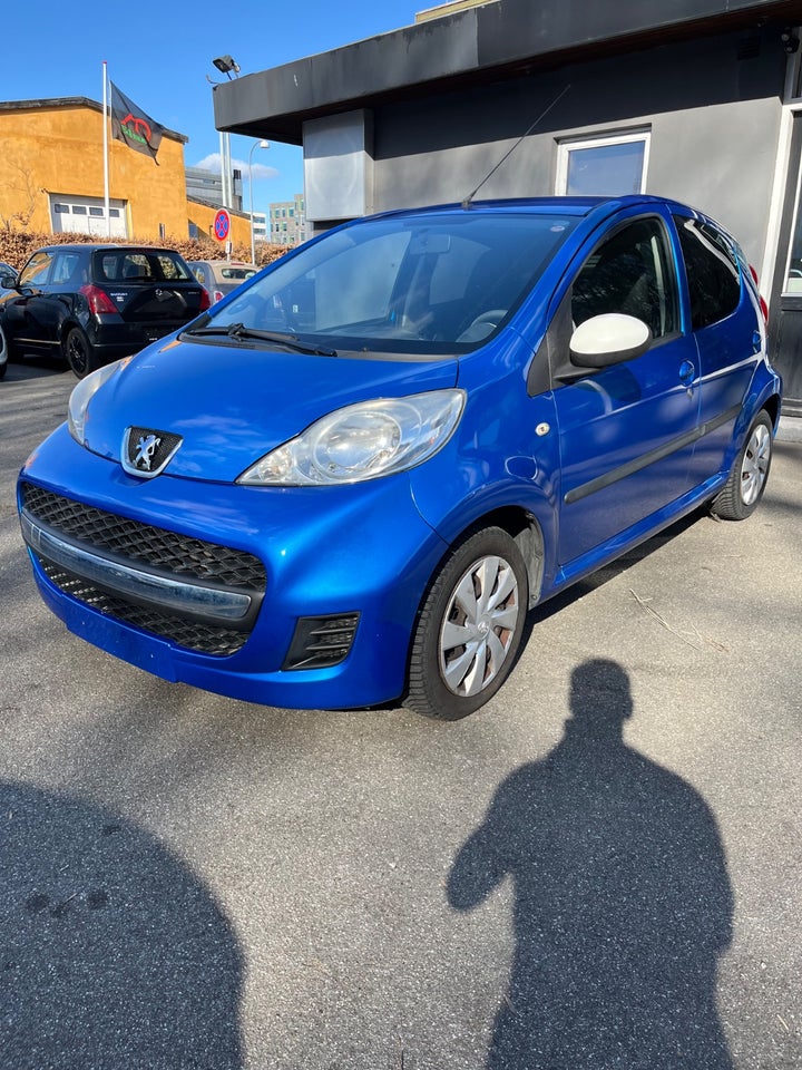 Peugeot 107 1,0 Active 5d